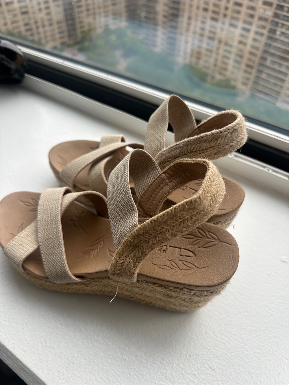 CL by Chinese Laundry Beige Espadrille Wedge Sandals